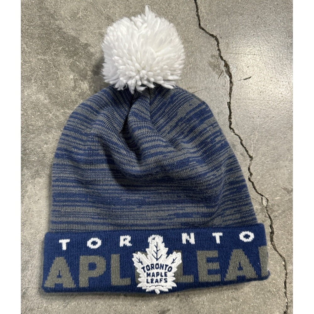 VGC Toronto Maple Leafs Adidas NHL Hockey Knit Beanie Pom Winter Hat Stitch Logo